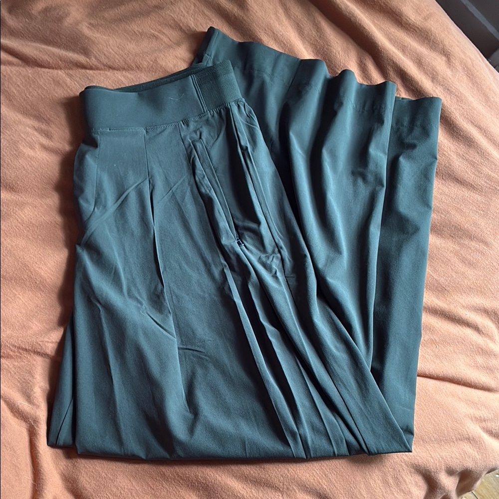 Athleta Wide Leg Olive Green Pants